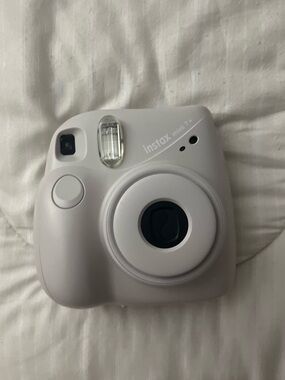 Fujifilm instax mini 7+ Instant Camera - Soft White